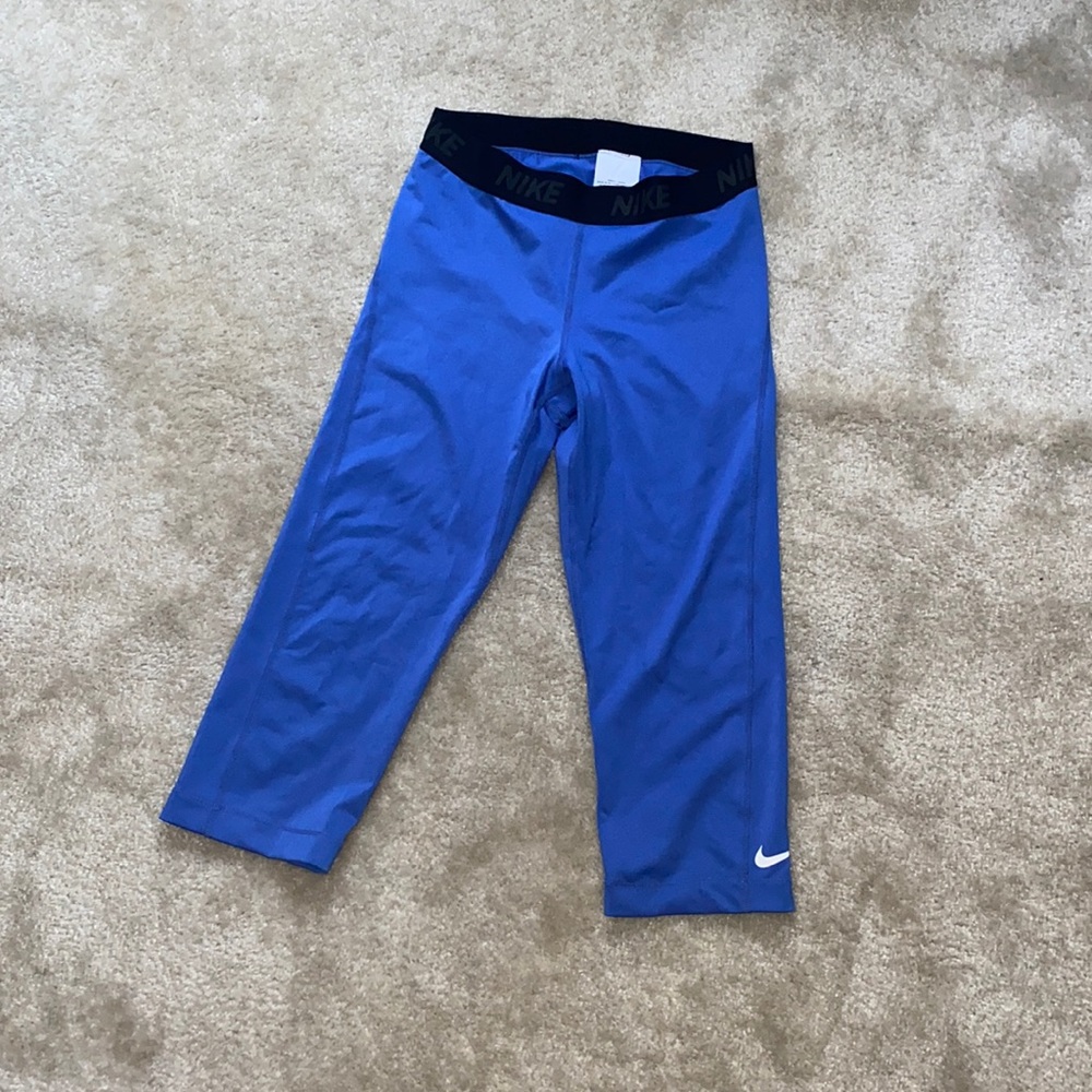 Nike pro 21 inch workout leggings